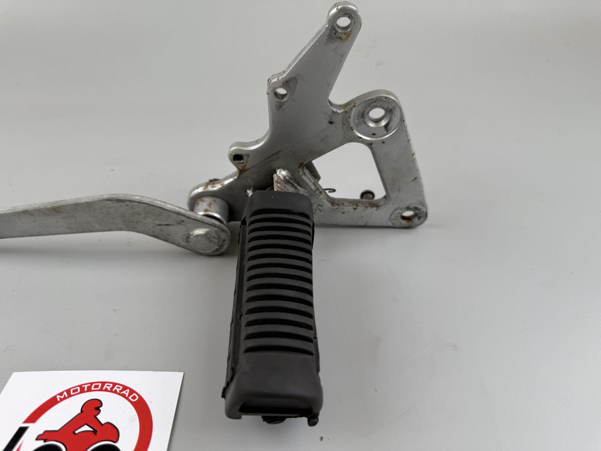 Suzuki GS500E GM51B Fußrastenanlage rechts Foot Hangers Bremspedal Brake
