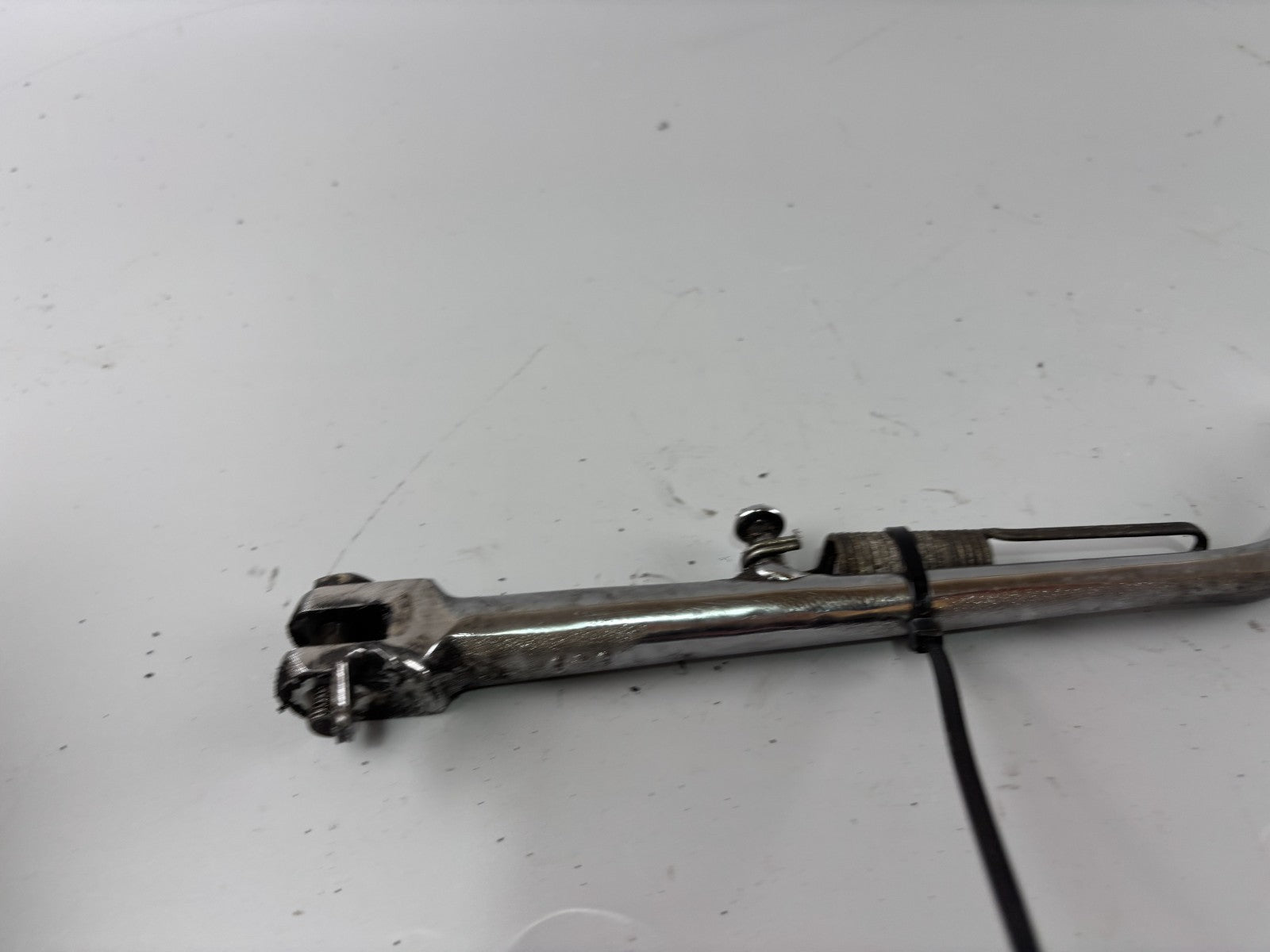 Kawasaki BN125A EL125 Eliminator Seitenständer Sidestand Holder Halter