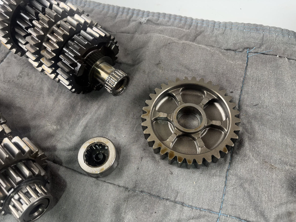 Honda CBR 1000F SC24 Getriebe Gearbox Antrieb Motor Engine
