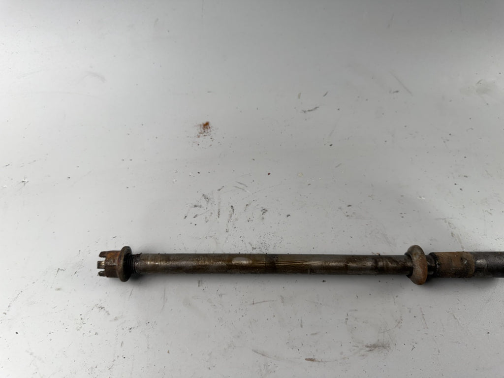 Honda CX500 Güllepumpe Achse Hinterradachse Holder Schwinge