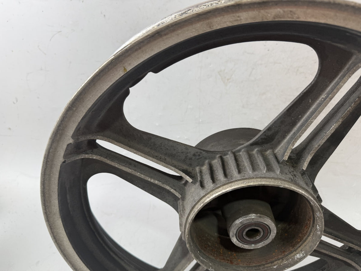 Honda CB 450 S PC 17 Hinterradfelge Wheel Felge hinten back Rad RIM