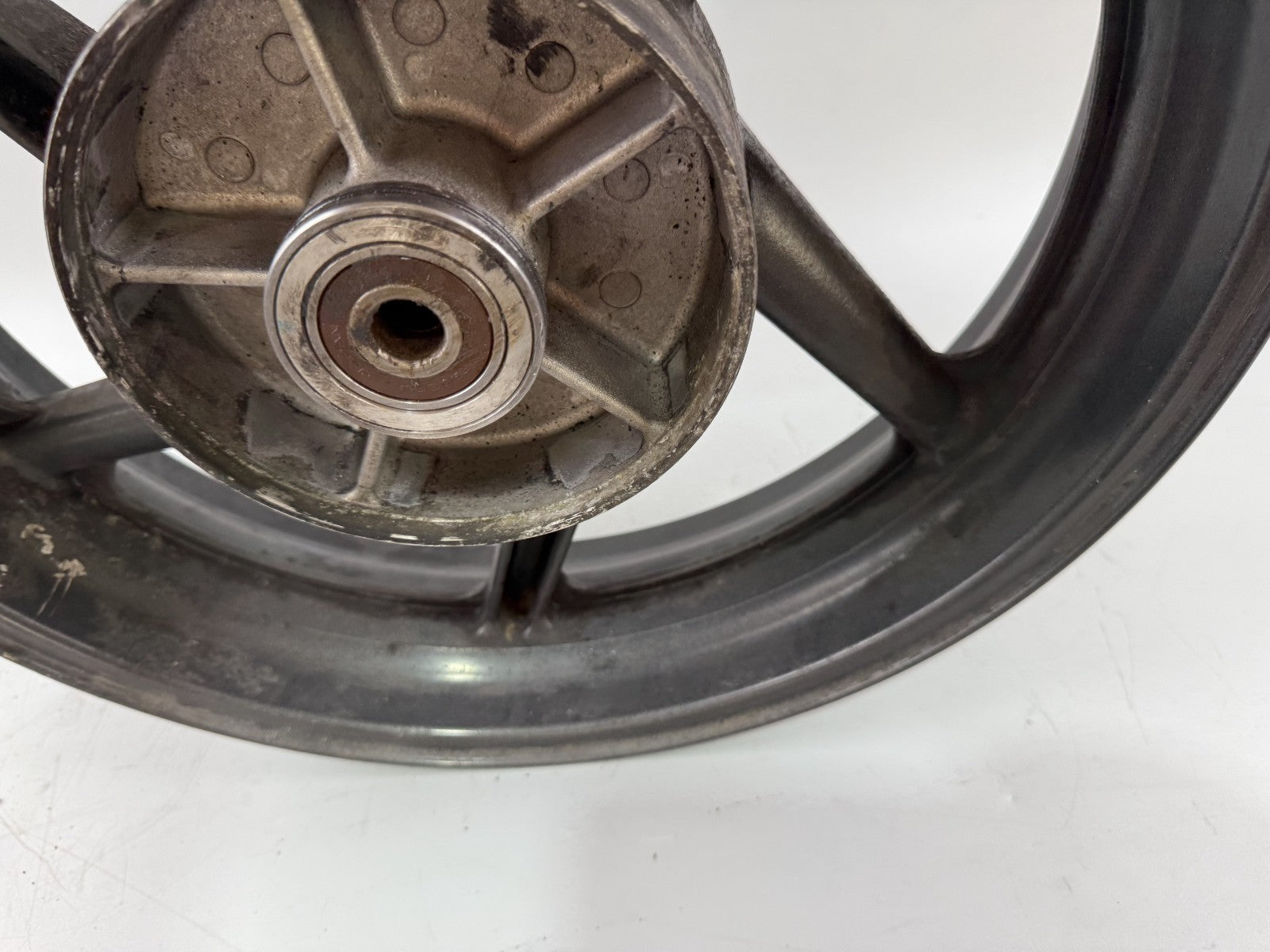 Honda CB750 Sevenfifty RC42 Hinterradfelge Rim back hinten Rad