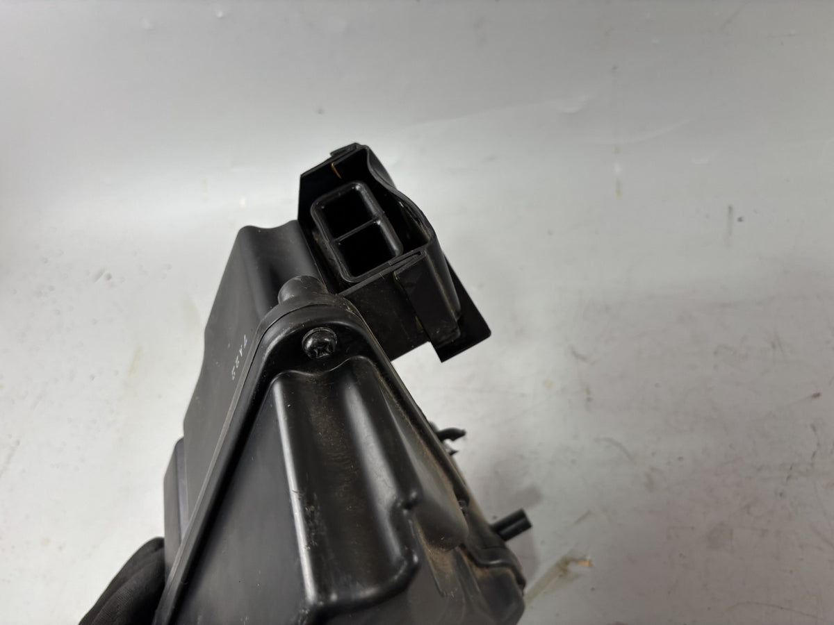 Yamaha YBR 125 RE05 Luftfilterkasten Airbox Ansaugung