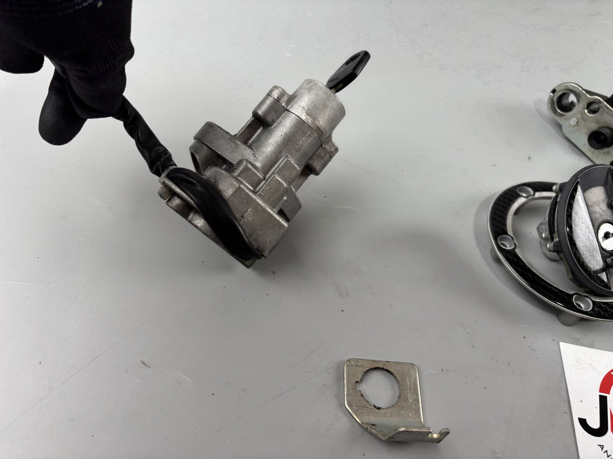 Suzuki GSX 650 F FA WVCJ Schlosssatz Key Lock Tankschloss Sitzbankschloss