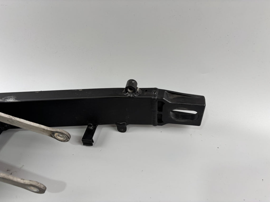 Kawasaki ZX6R ZX636 A 2002 Schwinge Schwingarm Swing Aufhängung hinten back