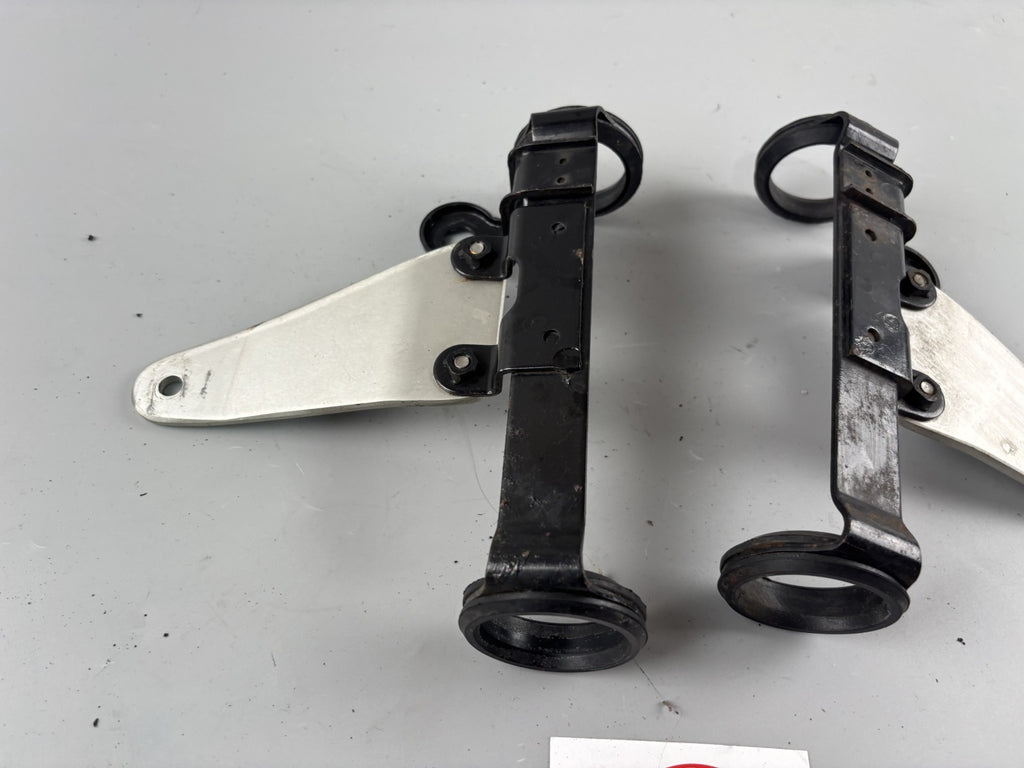 Suzuki SV650 N AV Scheinwerferhalter Blinkerhalter Holder Halterung Headlight