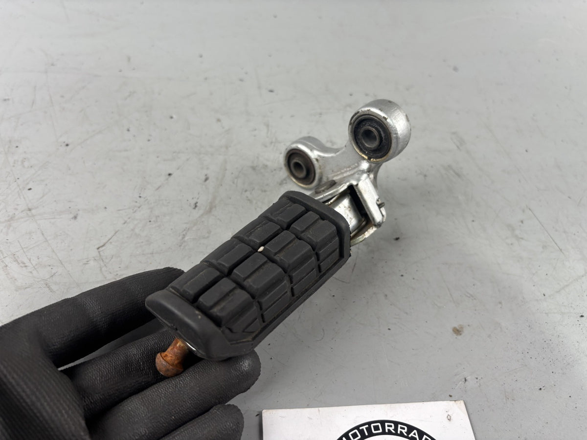 Yamaha FJ1200 3CW 3YA Fußraste Foot Hangers Step links left vorne front