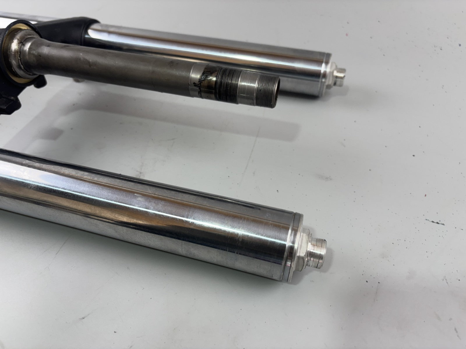 Honda VFR800 RC46/2 VTEC Gabel Standrohr Tauchrohr Federung Fork Absorber