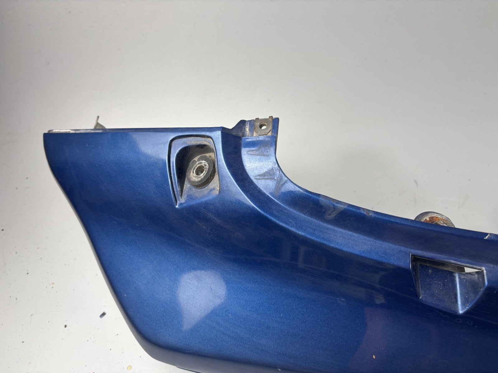 Suzuki RF 600 R GN76A Seitenverkleidung Sidecover Seitenteil Heck hinten rechts