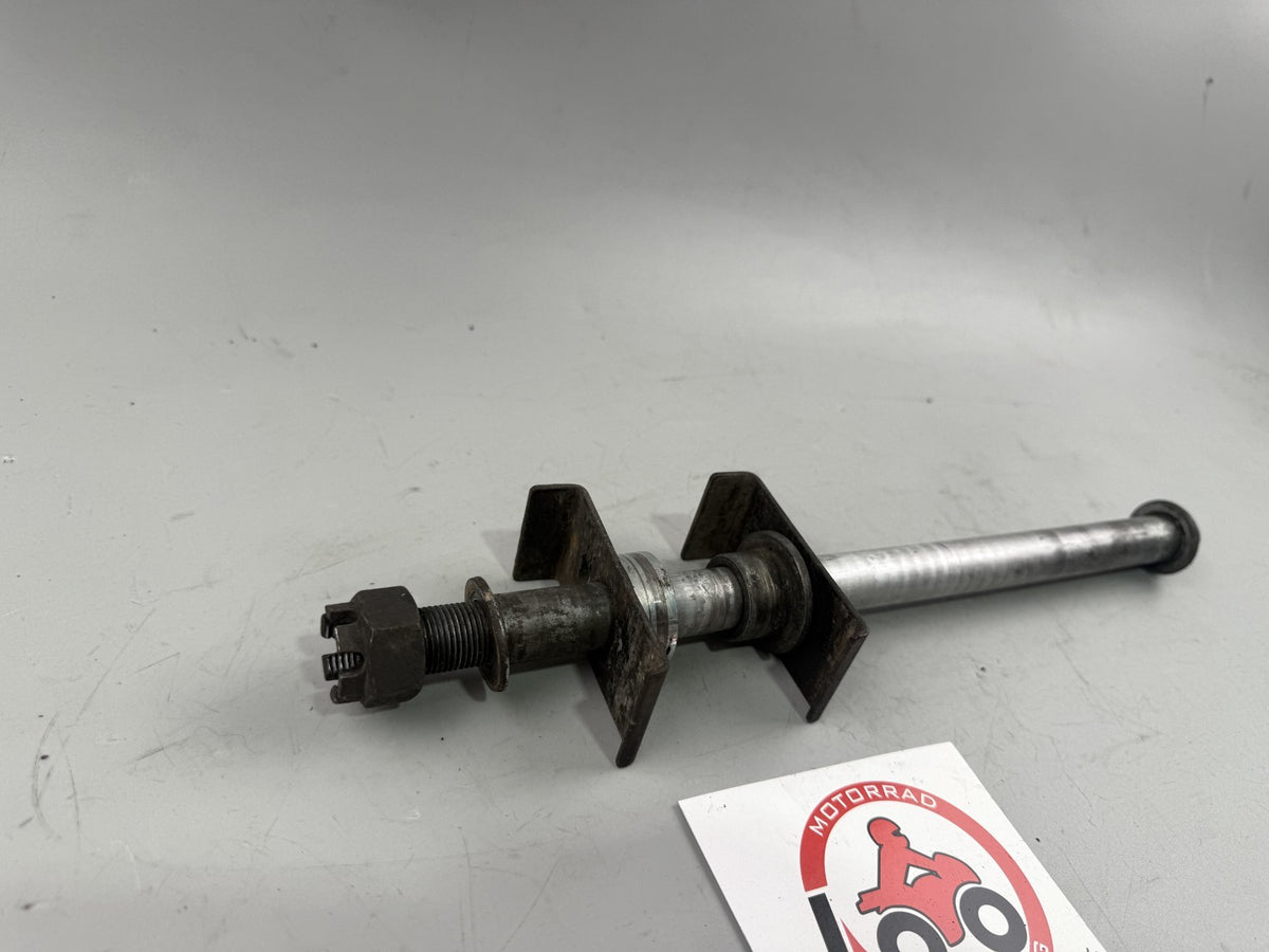 Kawasaki ZR 7 ZR750F Steckachse Achse hinten back Hinterrad