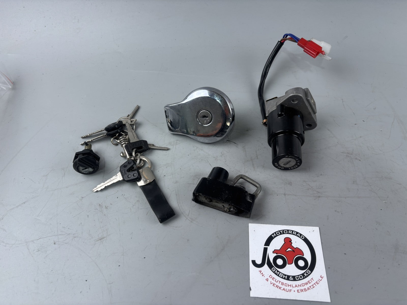 Yamaha XV1100 Virago 3LP Schlosssatz Key Lock Schlüssel Sitz Zündschloss Tank