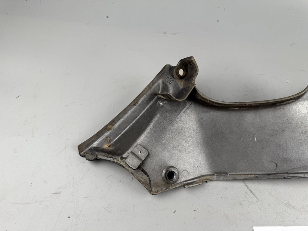 Honda CBR 600 F PC19 Verkleidung vorne innen rechts right