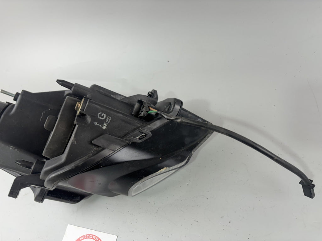 Honda VFR800 RC46/2 VTEC Scheinwerfer Headlight Licht Lampe rechts right