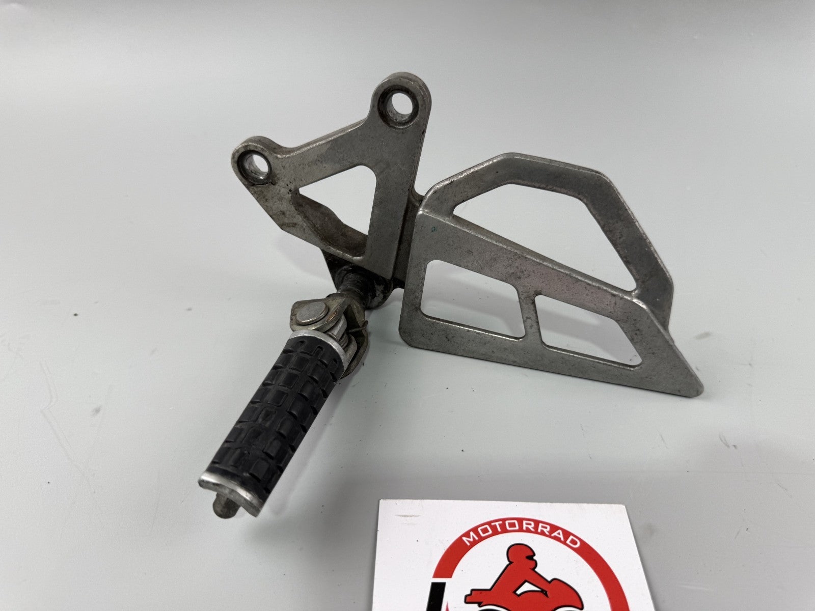 Kawasaki ZX-6R ZX600F Fußraste vorne Fahrerraste Foot Hangers links left