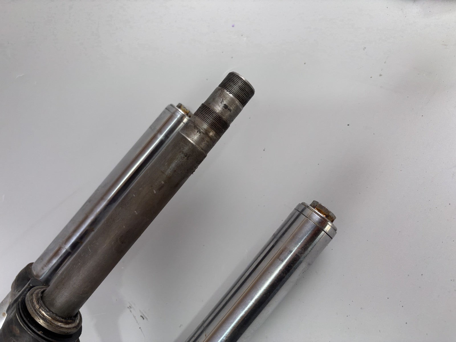 Honda CX500 C PC01 Güllepumpe Gabel Tauchrohr Standrohr Fork Absorber
