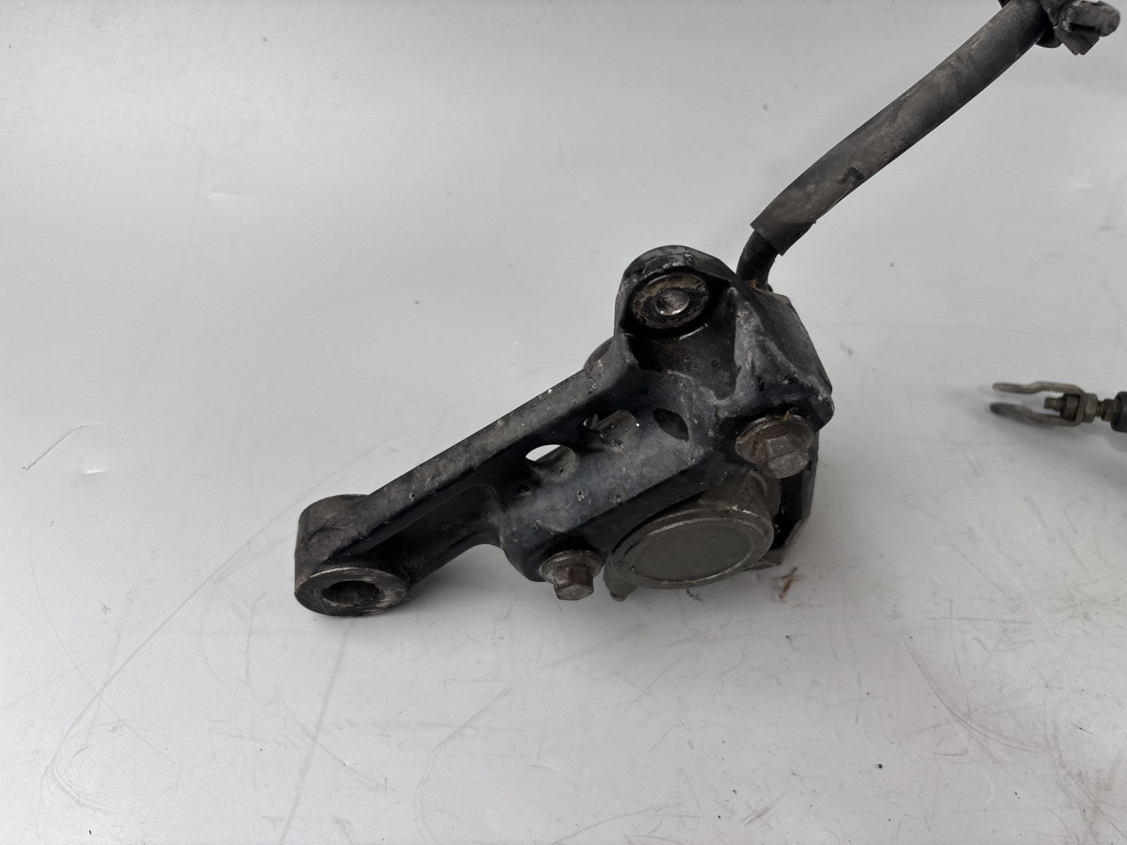 Yamaha XJR1300 RP02 Bremsanlage Brake Bremse Sattel Hinten back Pumpe