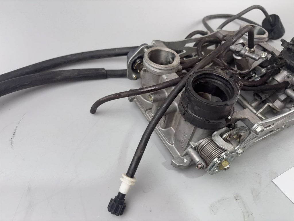 Honda VFR800 RC46/2 VTEC Einspritzanlage Fuel Gas Drosselklappen Einspritzdüsen