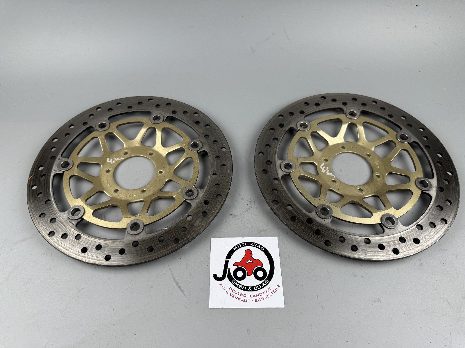 Honda VFR800 RC46 FI Bremsscheiben Bremsscheibe Brake vorne front 4,3mm