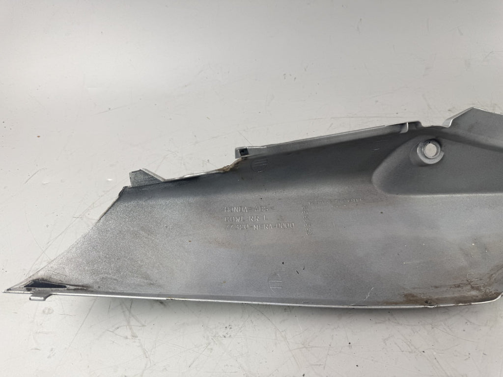 Honda CBF 600 S PC38 Seitenverkleidung Sidecover Abdeckung fairing links left