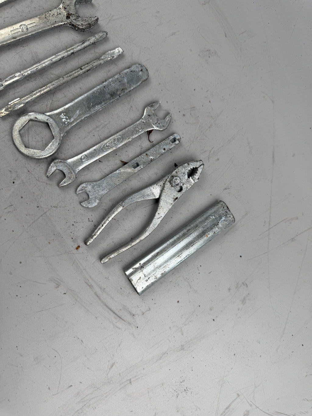 Honda VT600C Shadow Bordwerkzeug tools Teile Parts