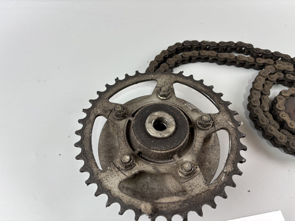 Suzuki GS 500 EU GM51B Kettenkit Kettensatz Chain Ritzel Kettenradträger