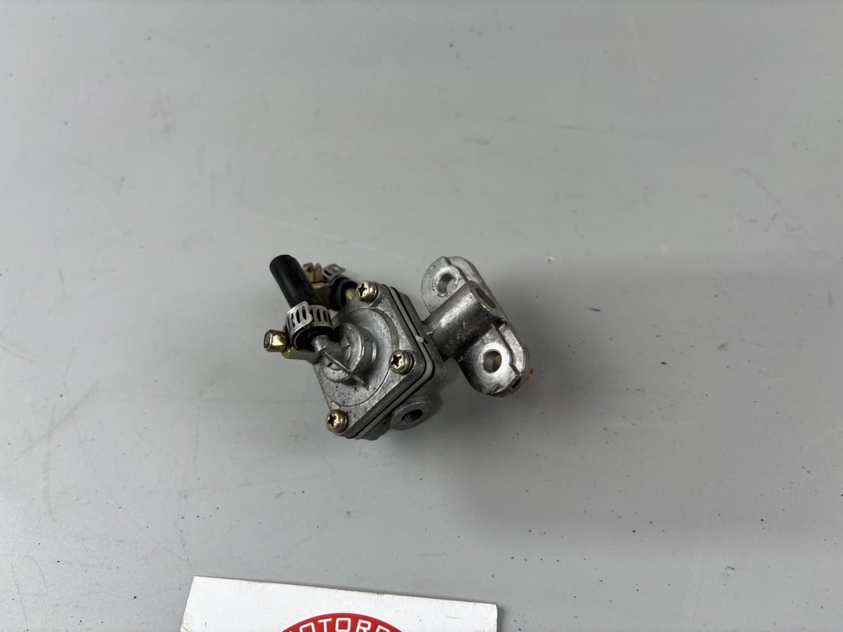 Suzuki SV650 S AV Tank Benzinhahn Ventil Kraftstoffhahn Fuel Gas