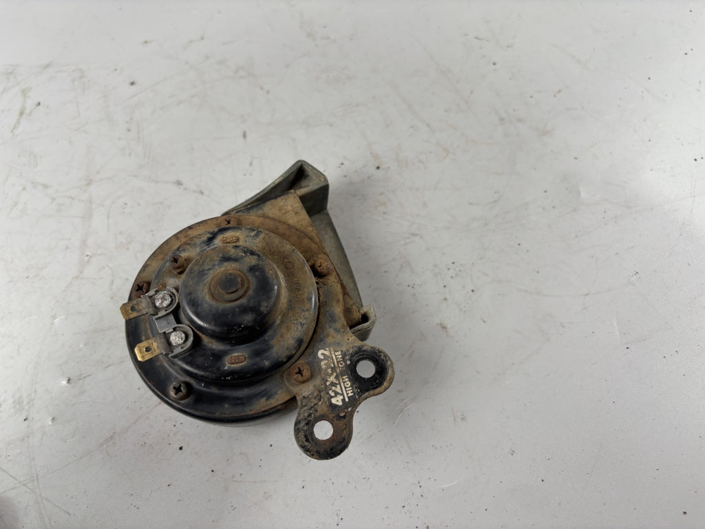 Yamaha XV700 Virago 56E Hupe Horn Signal