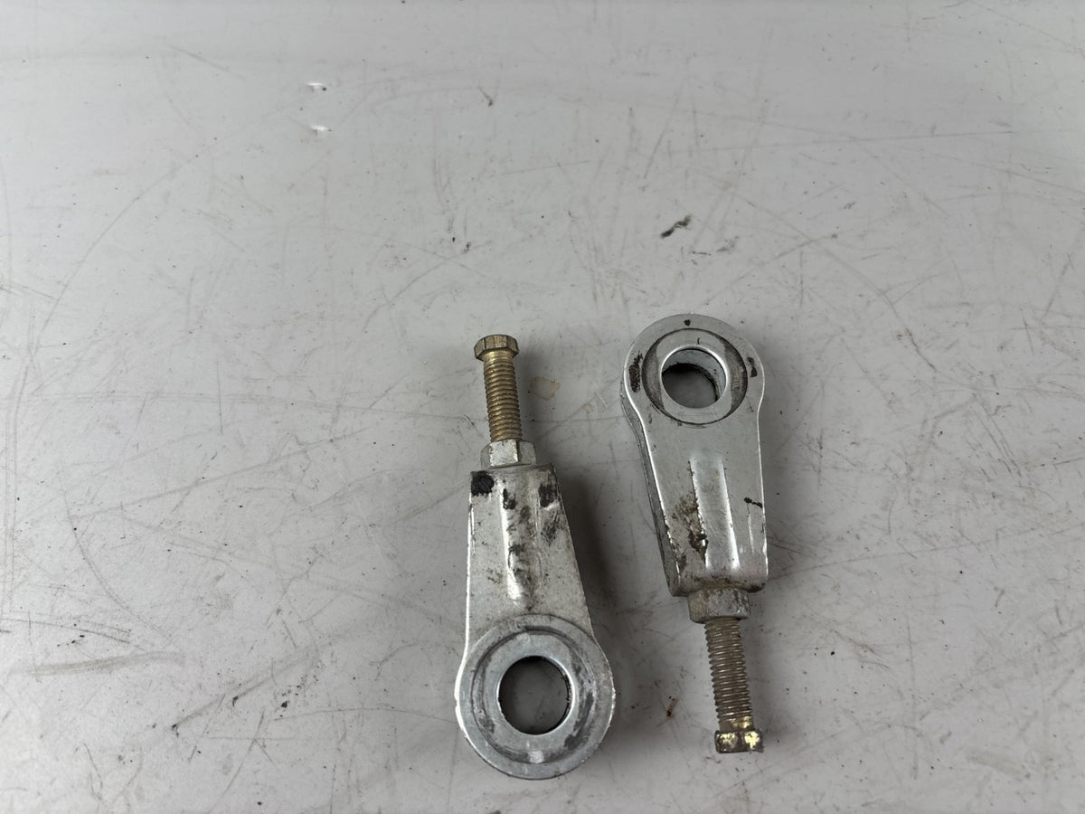 Yamaha YBR 125 RE05 Kettenspanner Chain Schwinge