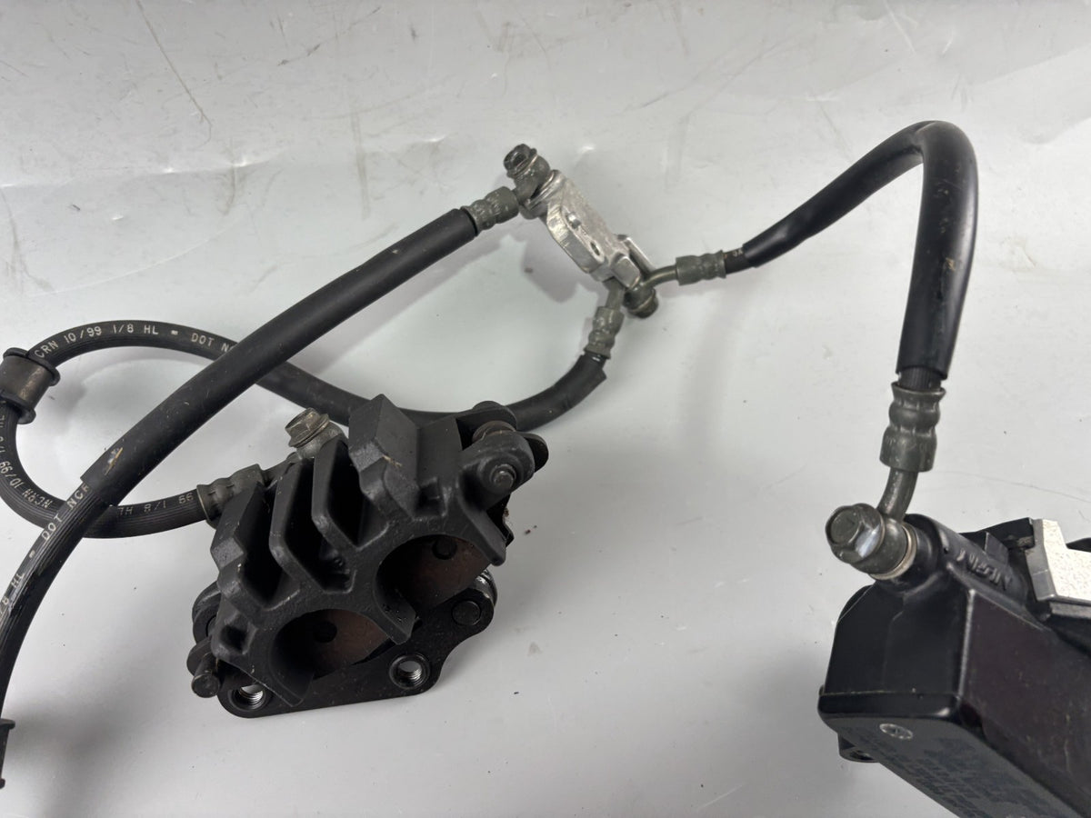 Suzuki SV650 N AV Bremse Brake Bremsanlage Bremssattel Zange vorne front