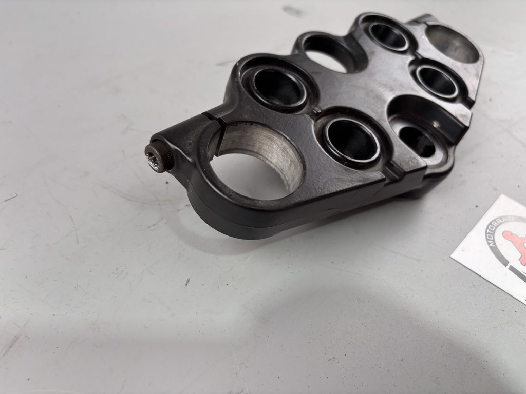 Suzuki GSX 750 F AK11 Gabelbrücke Bridge Verbindung oben obere