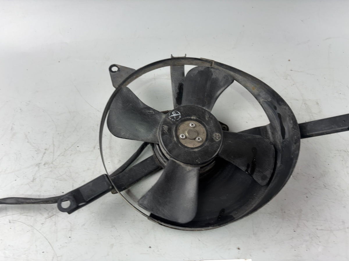 Suzuki RF 600 R GN76A Ventilator Kühler Kühlung Cooler