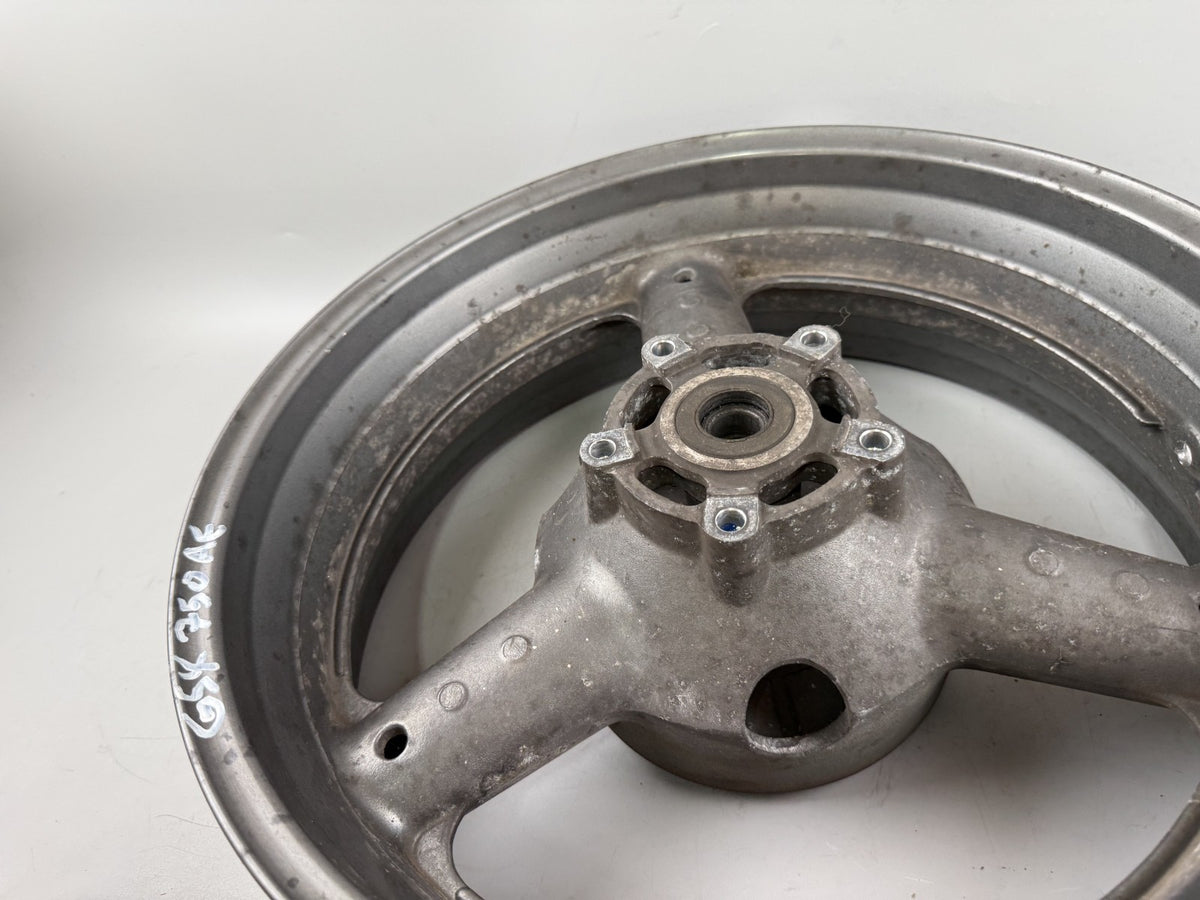 Suzuki GSX750 AE Inazuma Hinterradfelge Rim back hinten Rad Felge