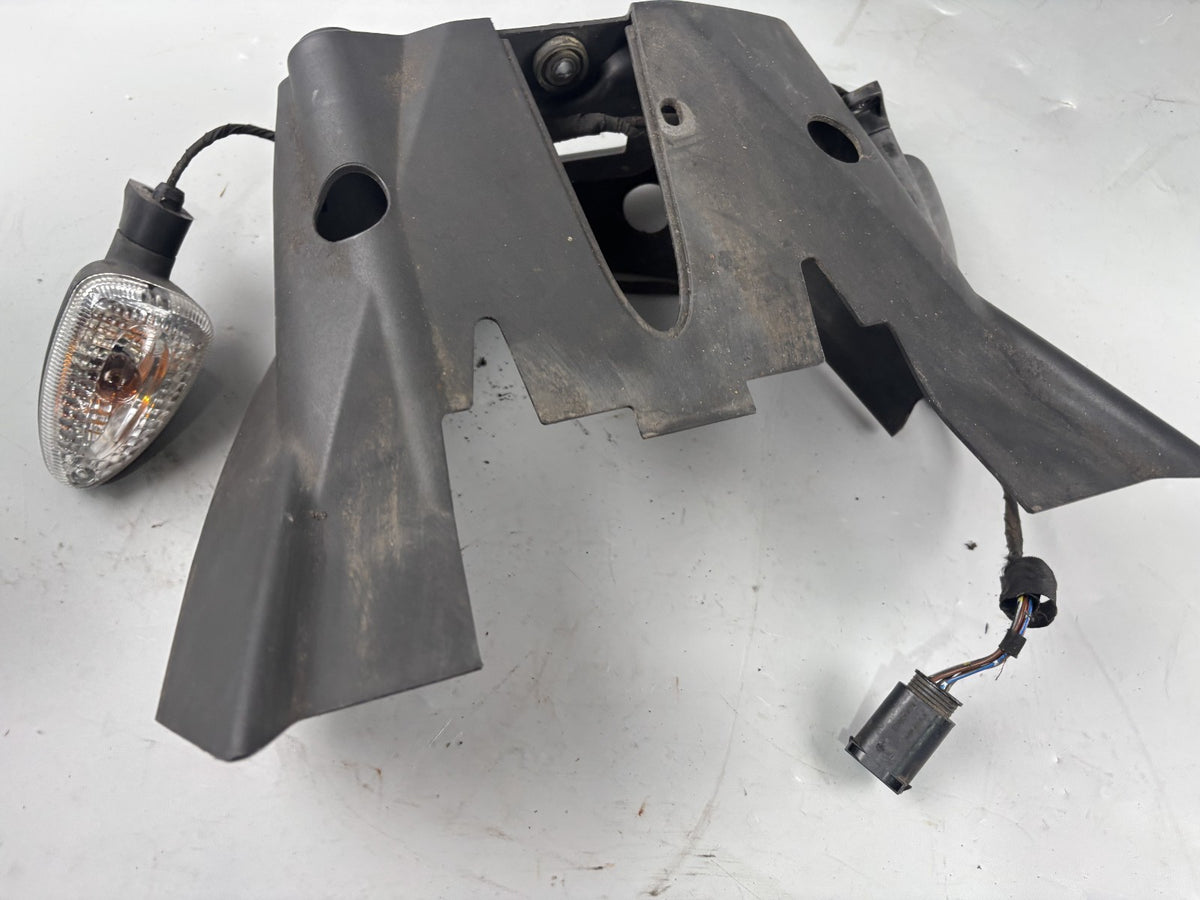 BMW F800 S Bürzel Abdeckung Verkleidung hinten back Cover Blinker hinten
