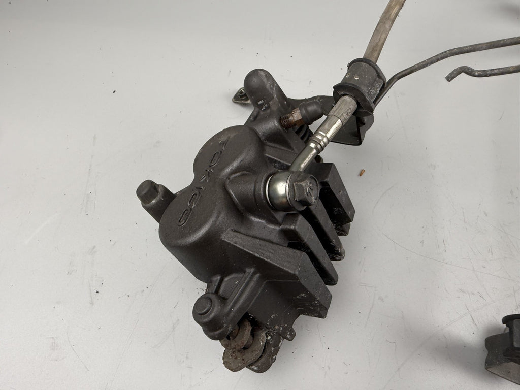 Suzuki GSX750 AE Inazuma Bremse Bremsanlage Brake Sattel Pumpe vorn front