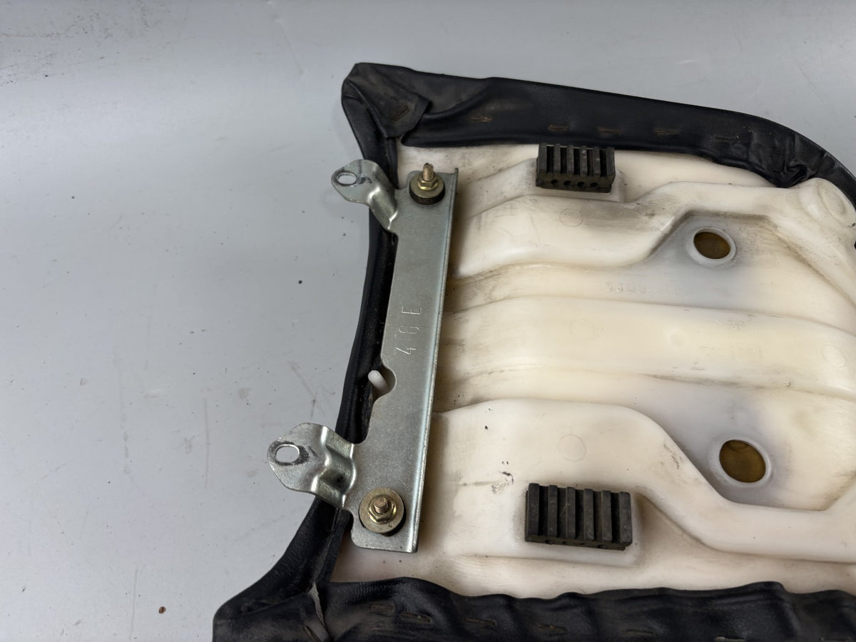 Suzuki GSX-R 1100 W GU75C Beifahrersitz Soziussitz Seat hinten back