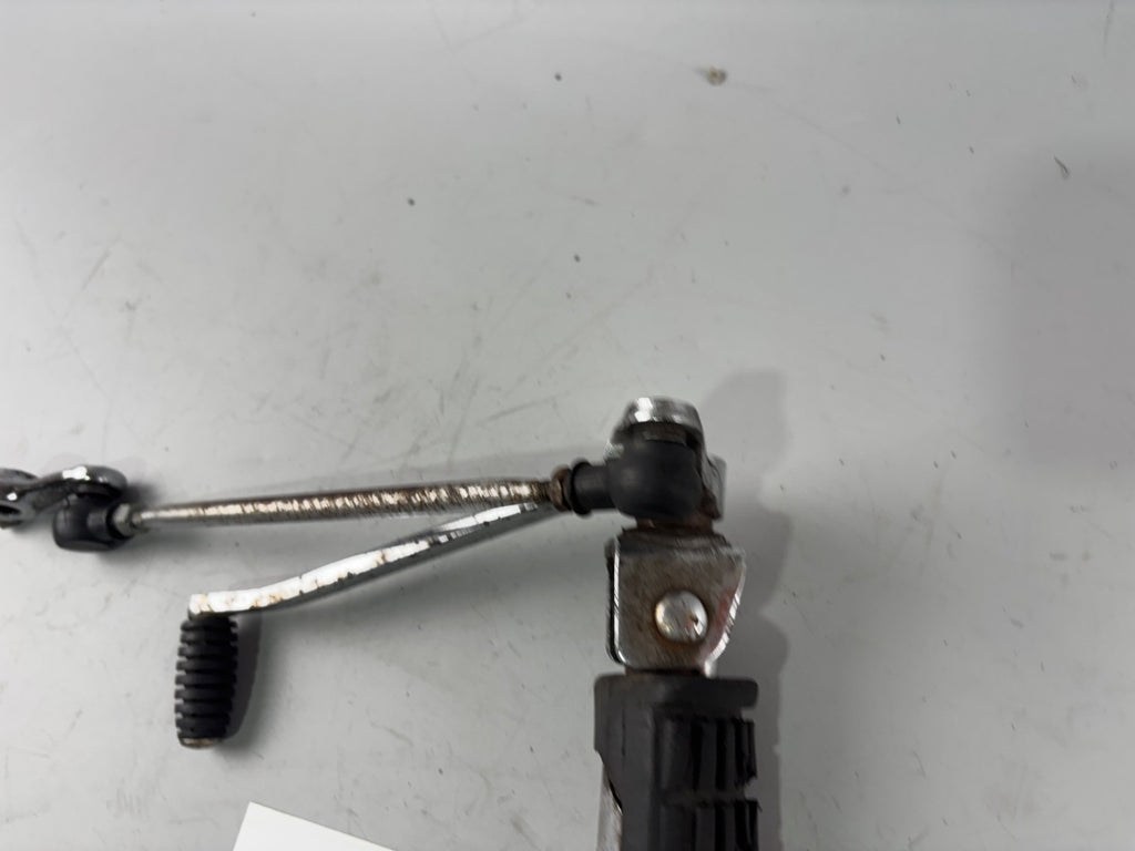 Honda VF 750 F RC15 Schaltung Fußraste Schaltgestänge Switch Step Hanger