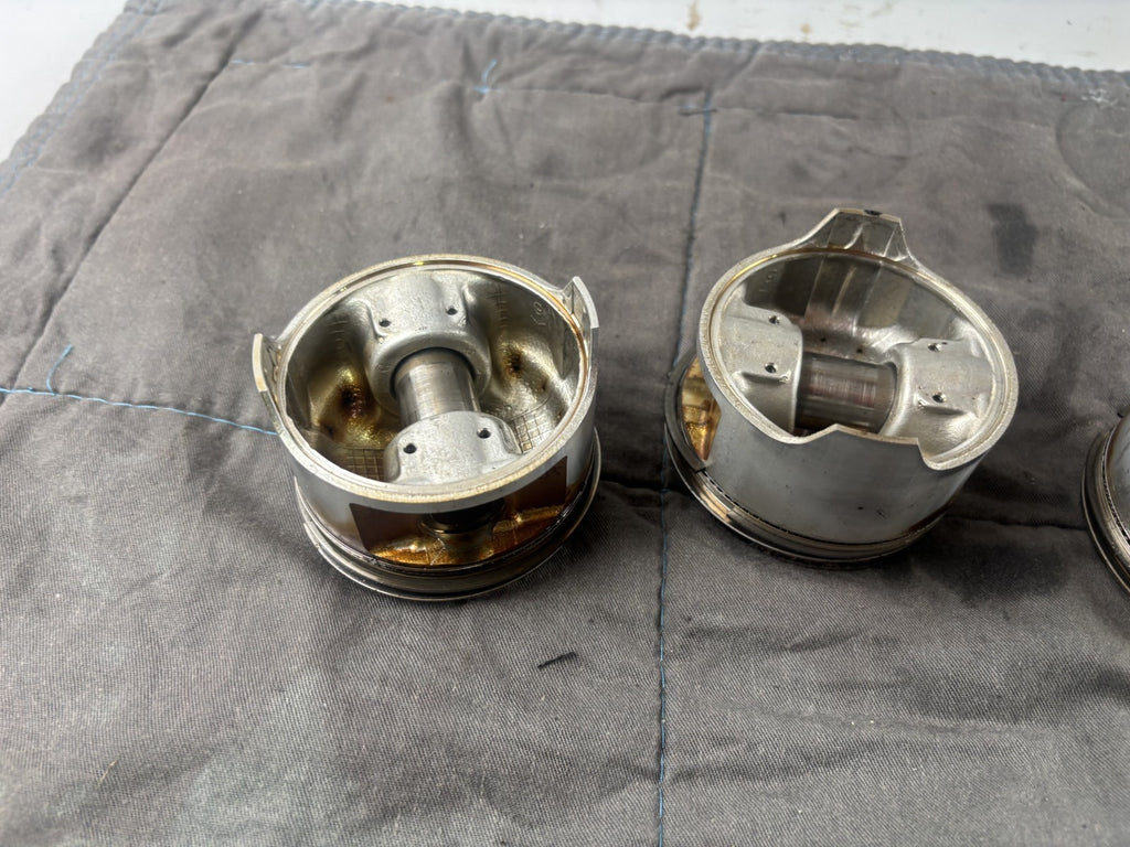 Honda CBR 1000F SC24 Zylinder Kolben Cylinder Motor Engine