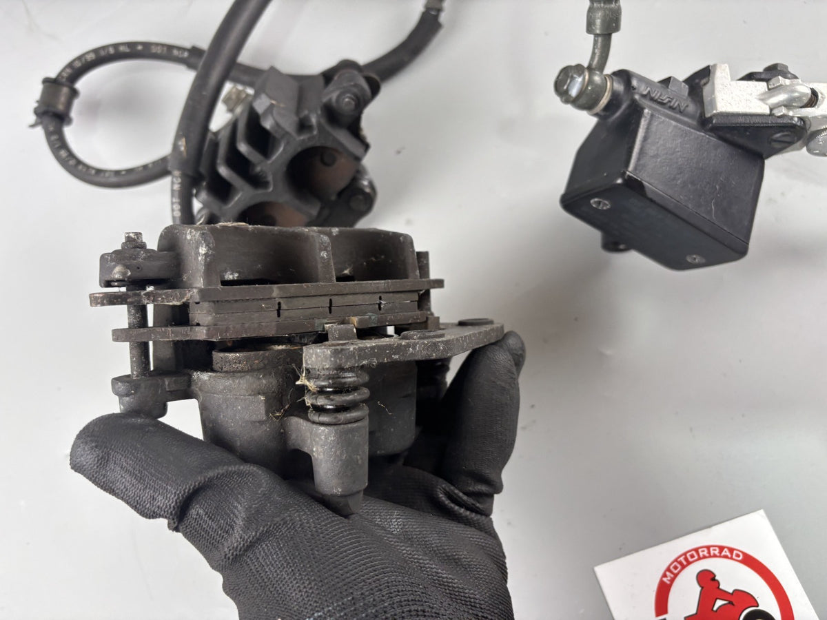 Suzuki SV650 N AV Bremse Brake Bremsanlage Bremssattel Zange vorne front