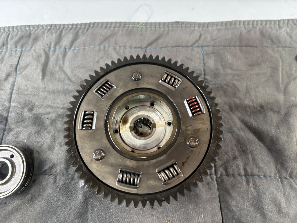 Yamaha TDM 850 3VD Kupplung Kupplungskorb Clutch Engine Motor