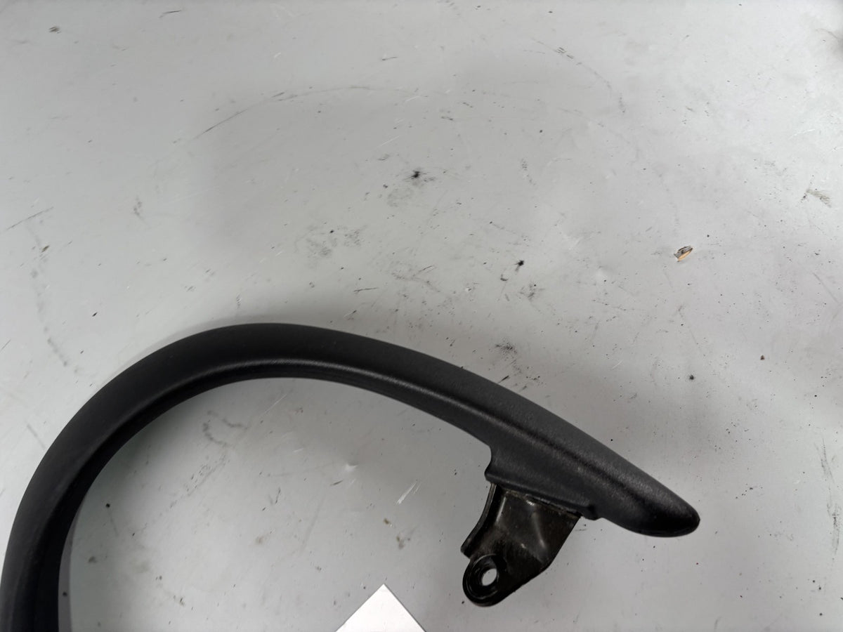 Suzuki SV650 N AV Beifahrergriff Halterung Spoiler Soziusgriff back