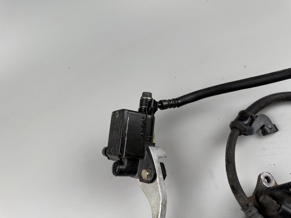 Honda CBR125 JC50 Bremsanlage Bremse front vorne Sattel Pumpe Pump Brake