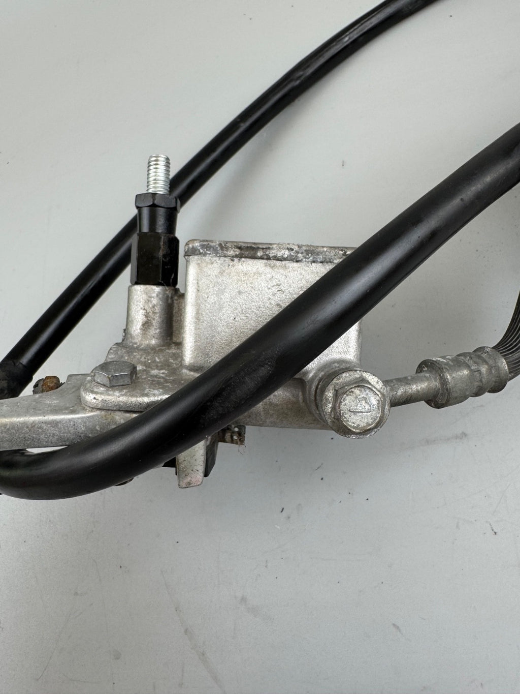 Suzuki DR 125 SF44A Bremsanlage Vorne Bremse Bremssattel Bremspumpe