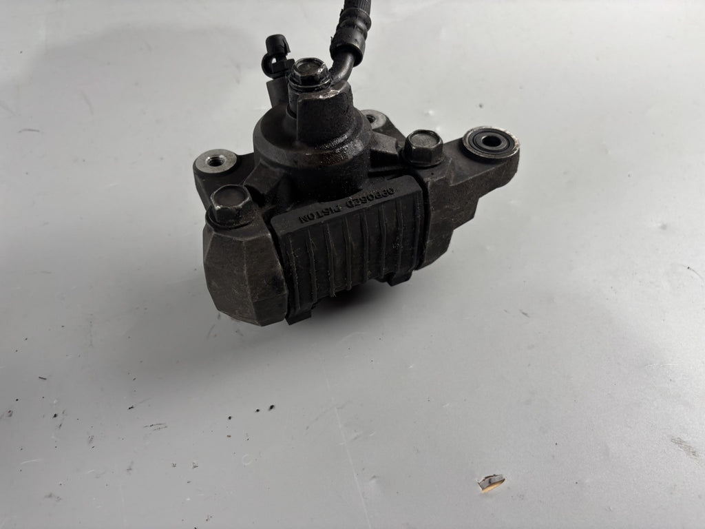 Kawasaki ZRX1100 ZRT10C Bremsanlage Bremse Brake Sattel Pumpe hinten back