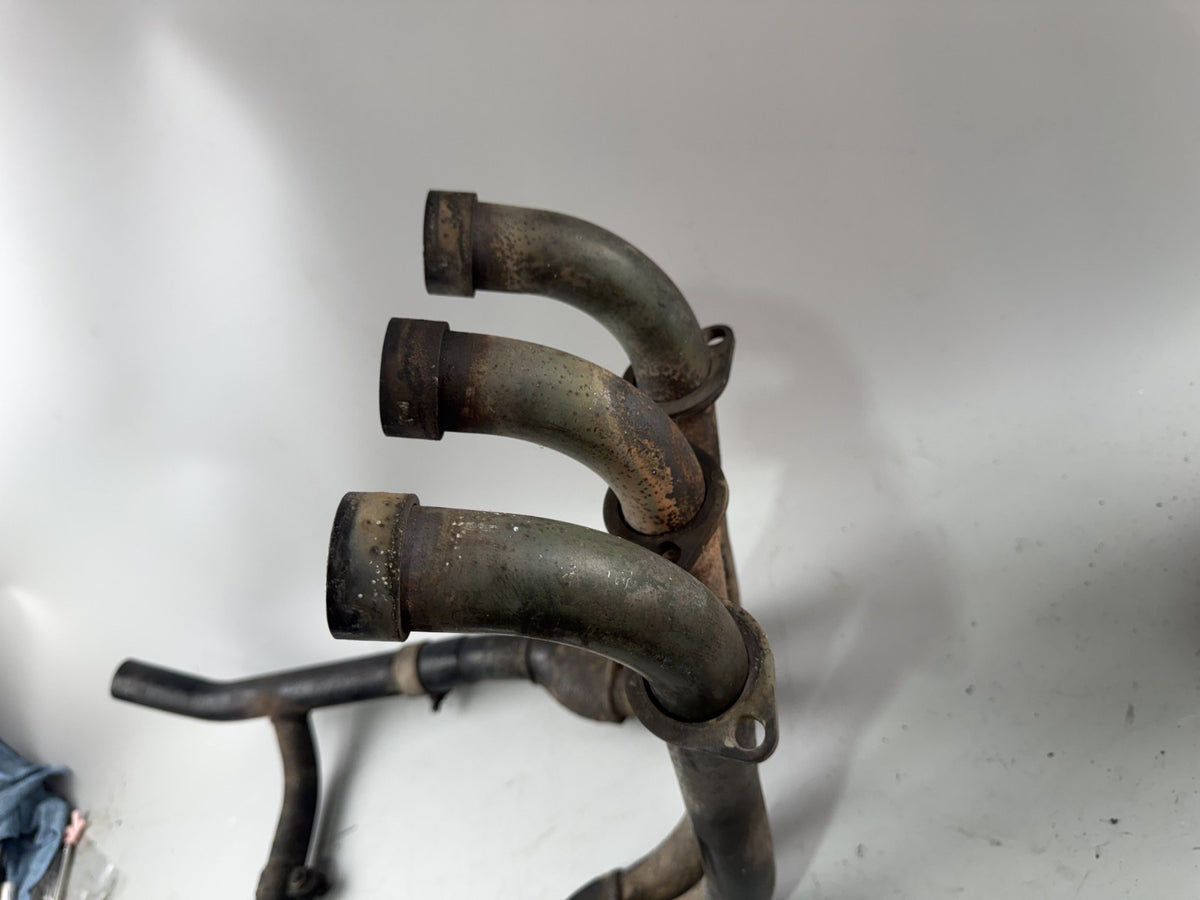 Triumph Tiger 900 T400 Krümmer Exhaust Manifold Downpipe Auspuff