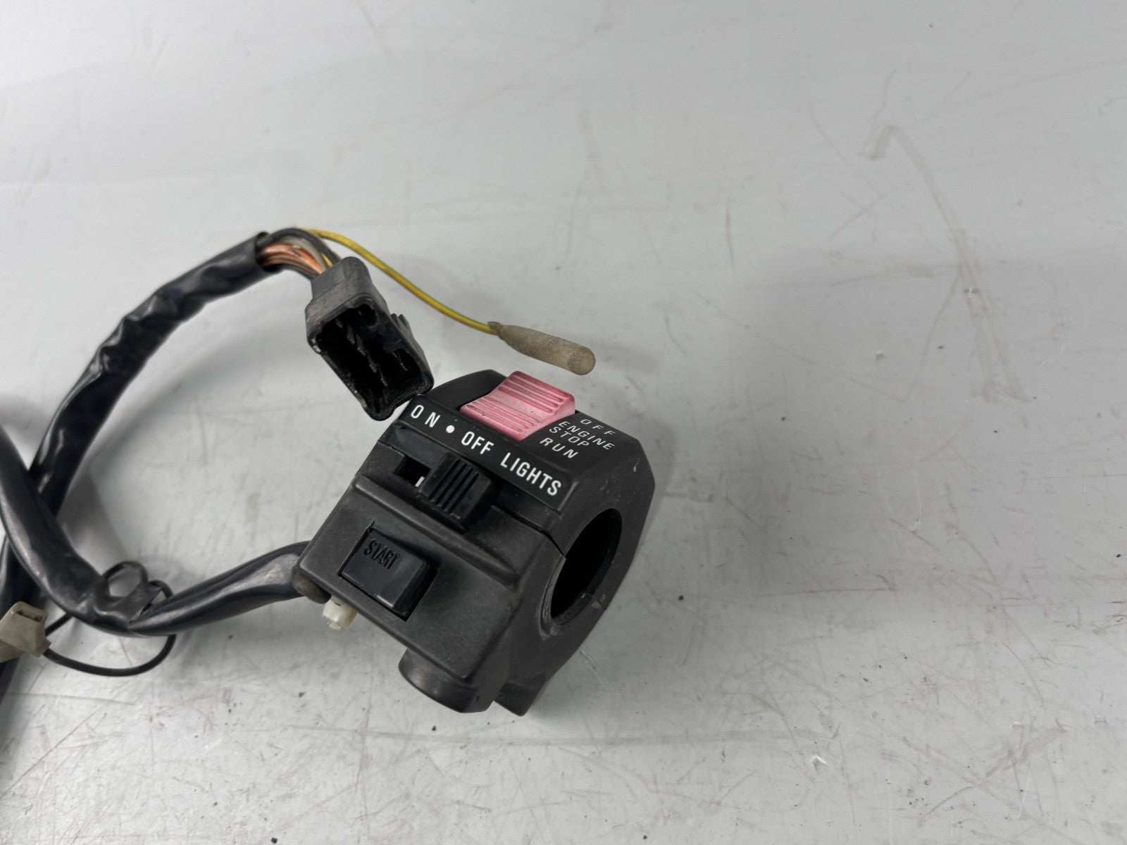 Suzuki RF 600 R GN76A Lenkerschalter rechts right Handlebar Switch Electric