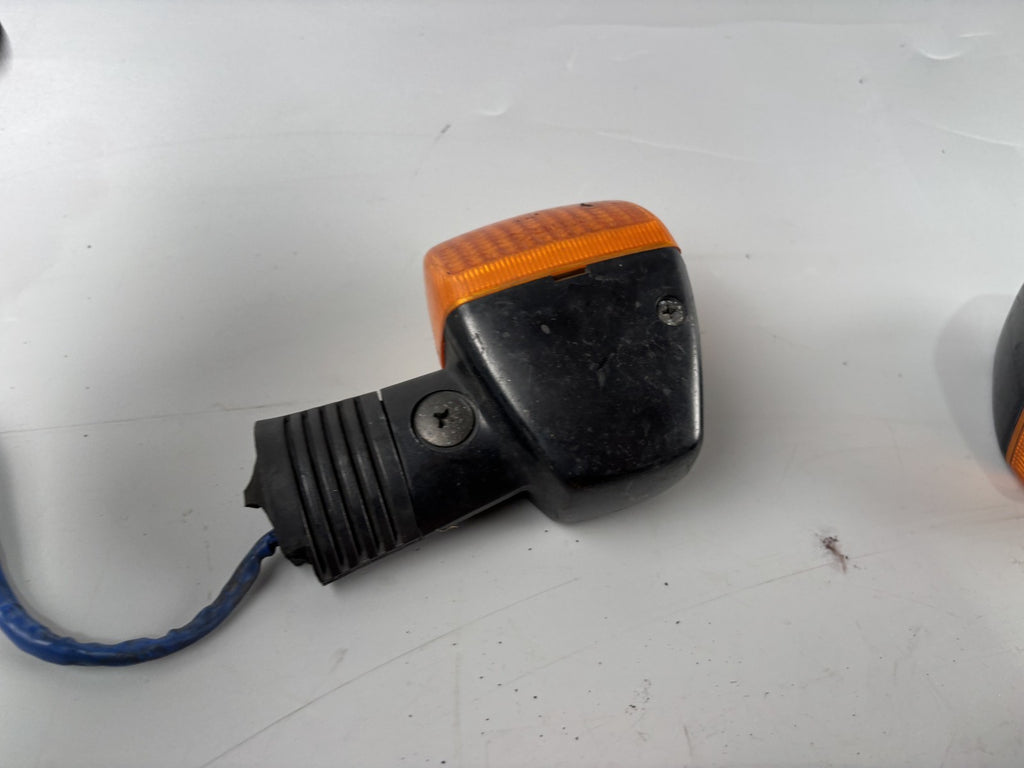 Honda VF 750 F RC15 Blinkerpaar Blinkerset Blinker Turn Signal