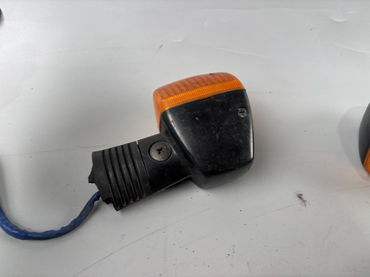 Honda VF 750 F RC15 Blinkerpaar Blinkerset Blinker Turn Signal