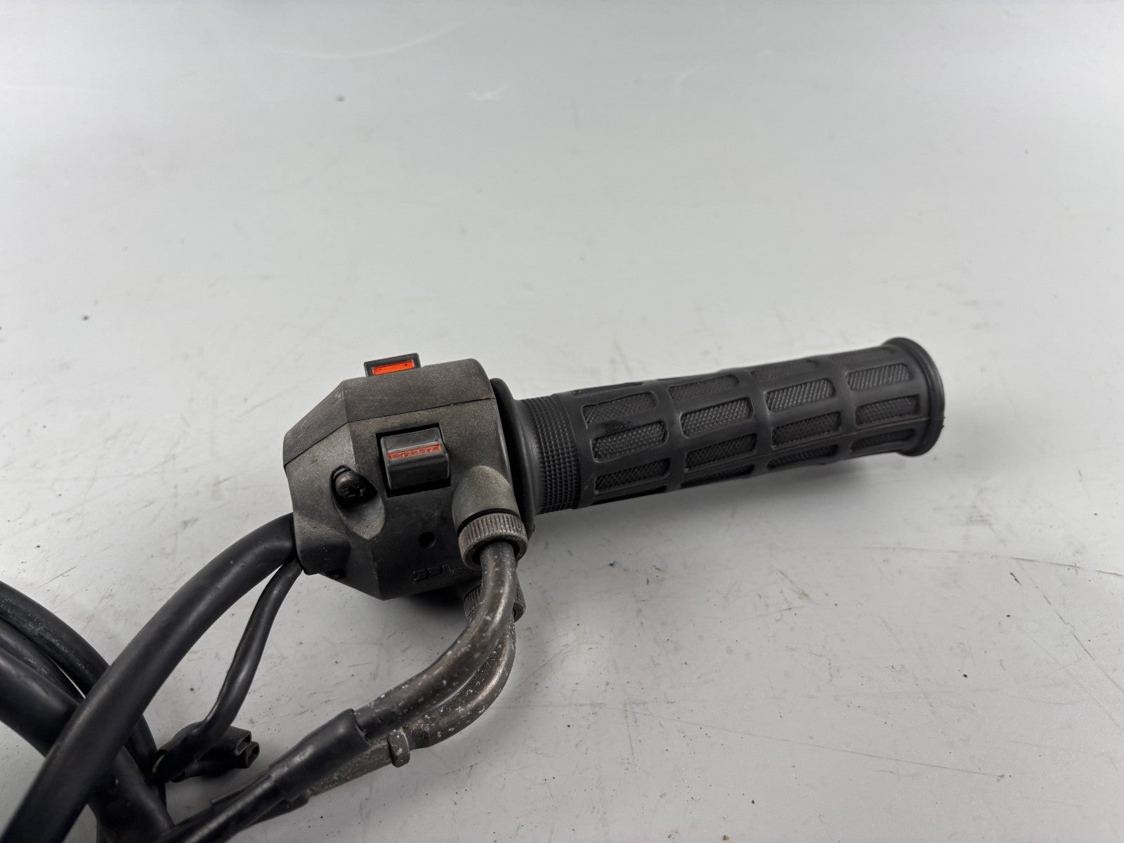 Honda VF 750 F RC15 Lenkerschalter Switch Handlebar Electric Gasgriff
