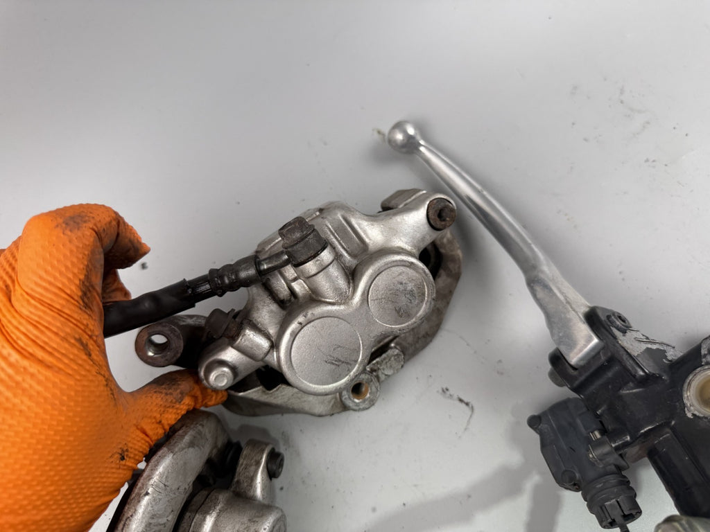 Yamaha XJ900 Diversion 4KM Bremsanlage Bremse Brake Sattel Pumpe vorne front