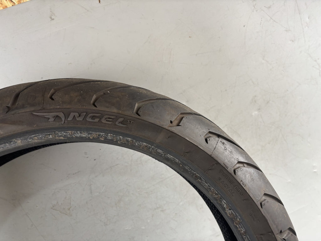 Motorrad Reifen Wheel 120/70 ZR17 Pirelli Angel DOT 38/2022 3,6mm